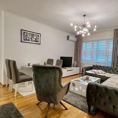 Apartman Nejra Tuzla Esterno foto