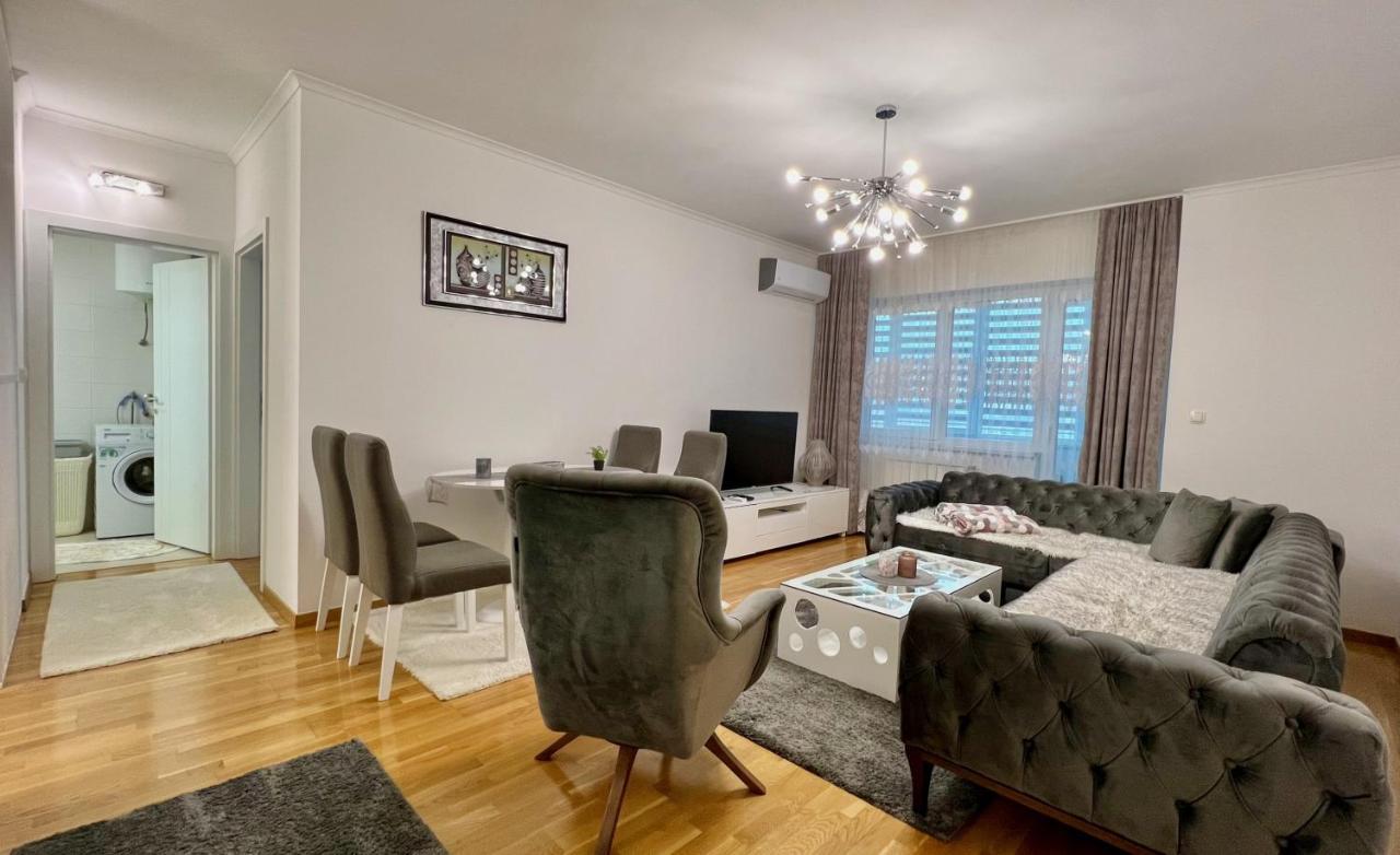 Apartman Nejra Tuzla Esterno foto
