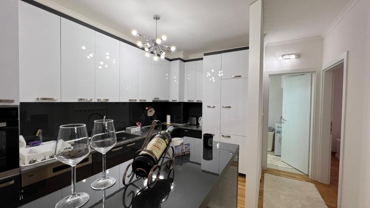 Apartman Nejra Tuzla Esterno foto